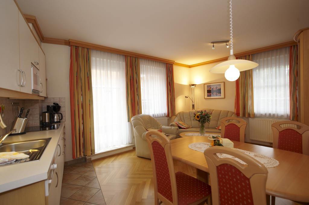 Apartment Sonnenblume Kusenberg Schladming Zimmer foto